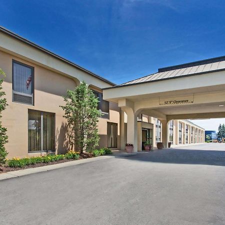 Hotel Baymont By Wyndham Southfield/Detroit Zewnętrze zdjęcie